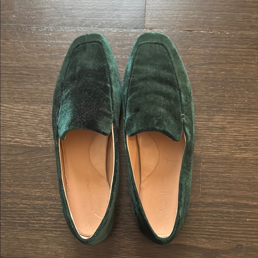 Banana Republic Green Suede Loafers Slip-Ons